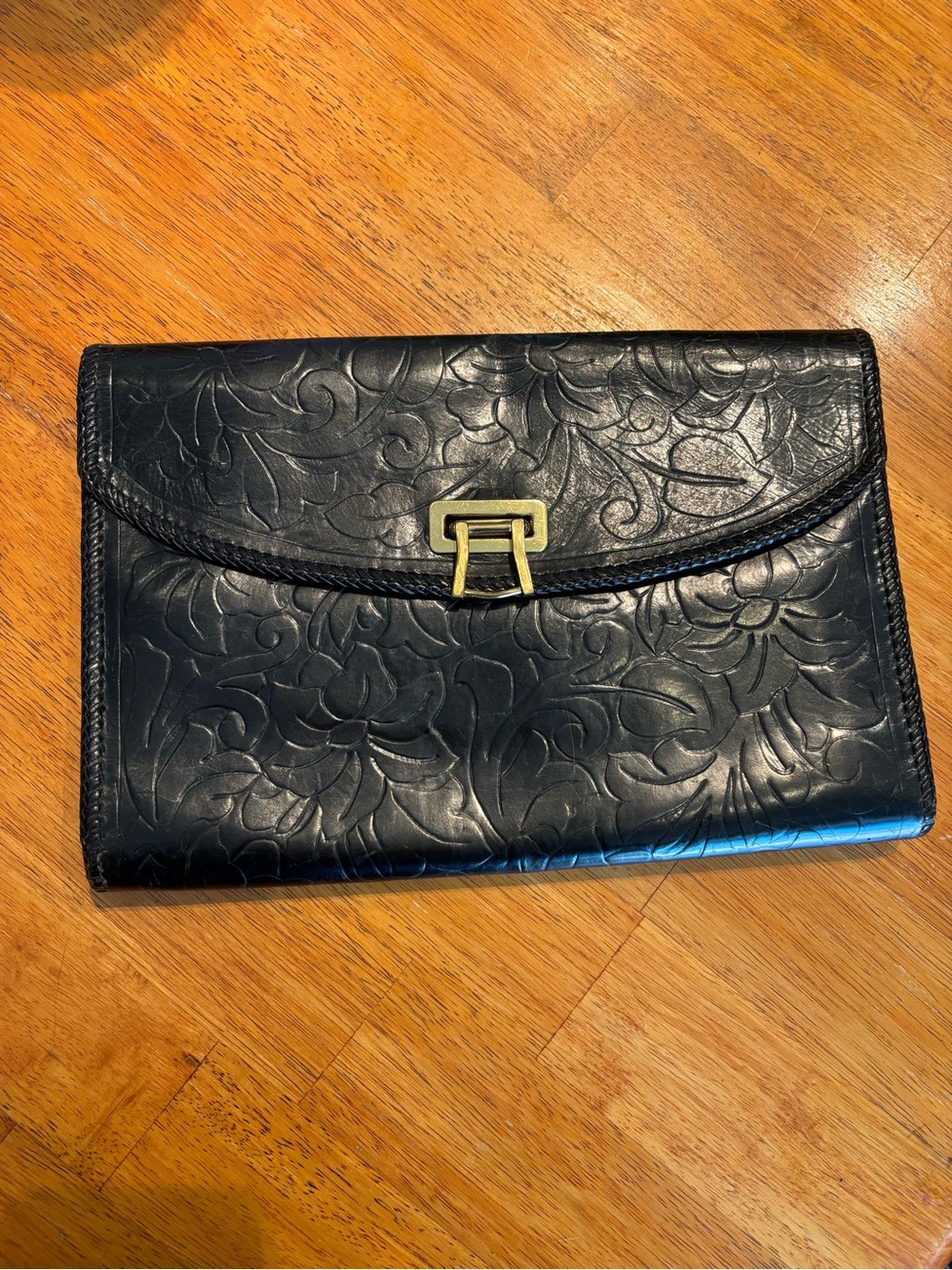 VTG 70s Hand Tooled Floral Black Leather Envelope Clutch Whipstitch Brass Clasp⁠